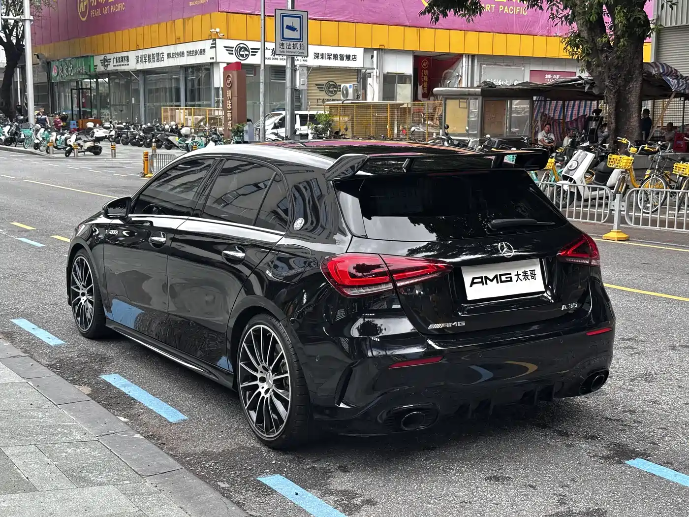 Mercedes-Benz A-Class AMG (Import) 2023 AMG A 35 4MATIC фото 14