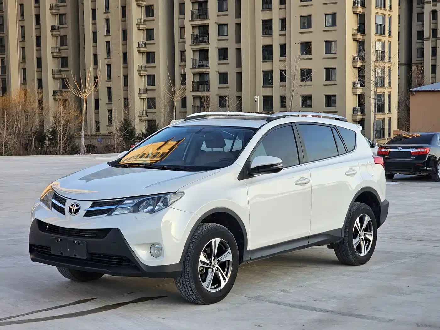 Toyota RAV4 Rongfang 2015 2.0L CVT 2WD Trend Edition