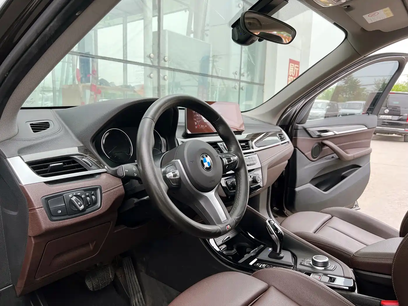 BMW X1 2020 xDrive25Li Premium Edition фото 10
