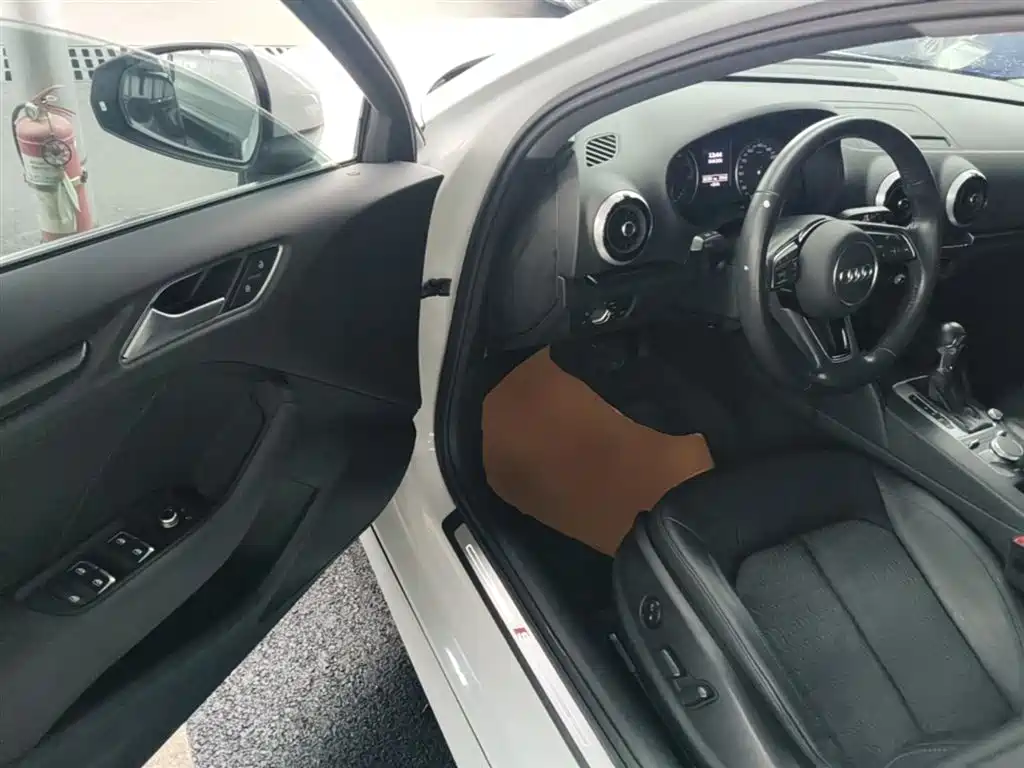 Audi A3 2019 Limousine 35 TFSI Fashion China V фото 16