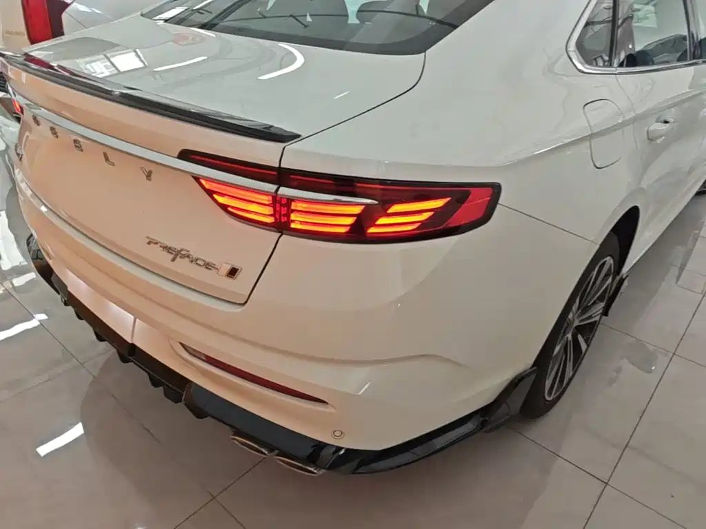 Geely Preface 2026 2025 Oriental Glory 2.0TD Star Edition