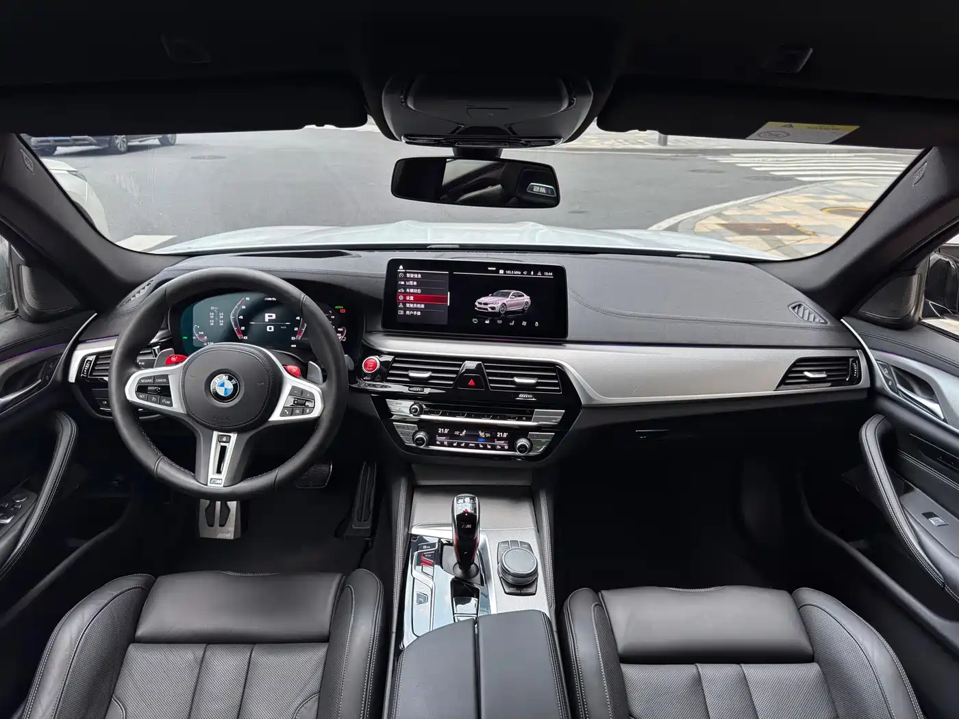 BMW M5 2021 M5 фото 17