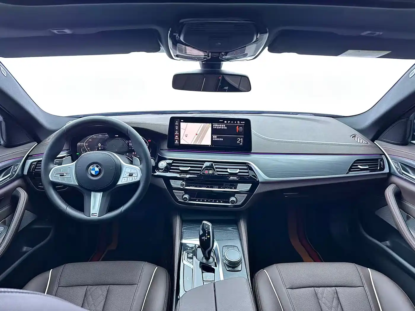 BMW 5 Series 2023 530Li Leading M Sport Package фото 14