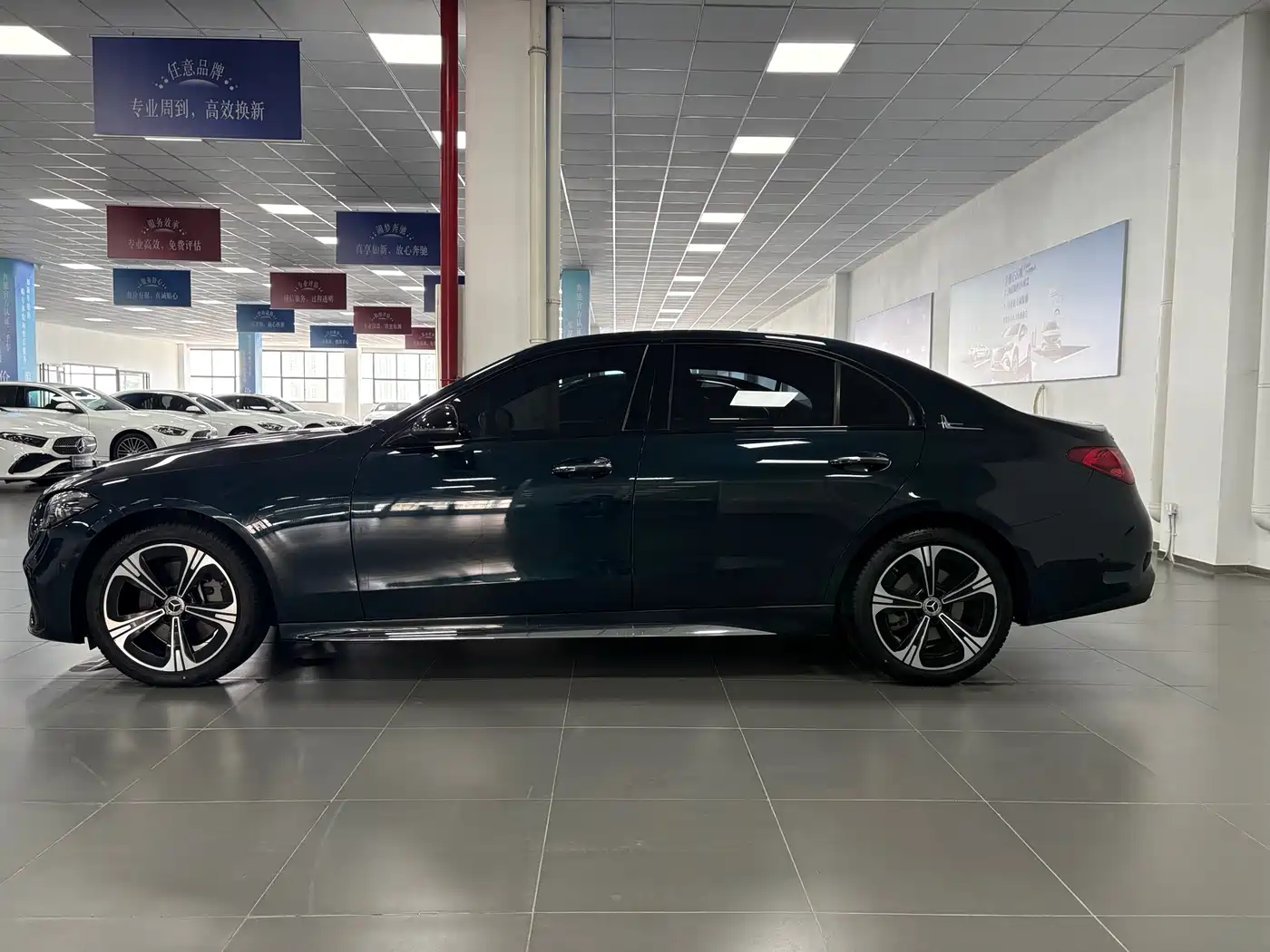 MERCEDES-BENZ C CLASS