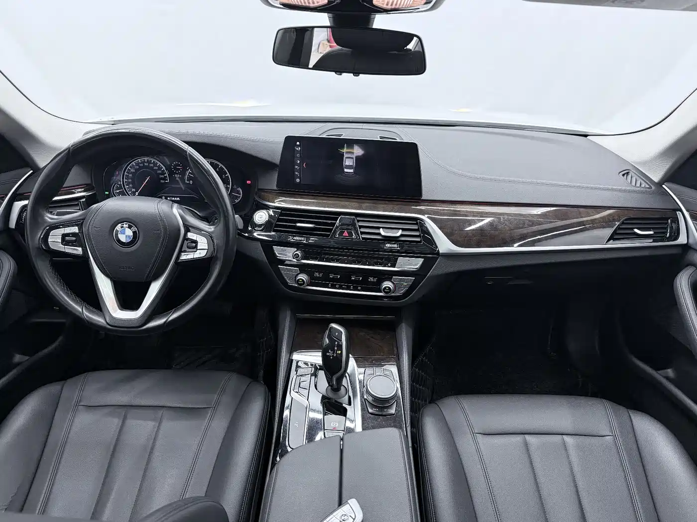 BMW 5 Series 2018 525Li Luxury Package фото 5