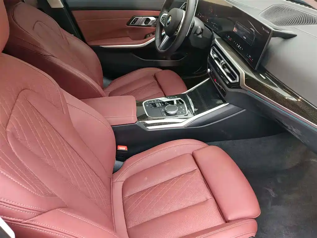 BMW 3 Series 2024 325Li M Sport Package фото 9