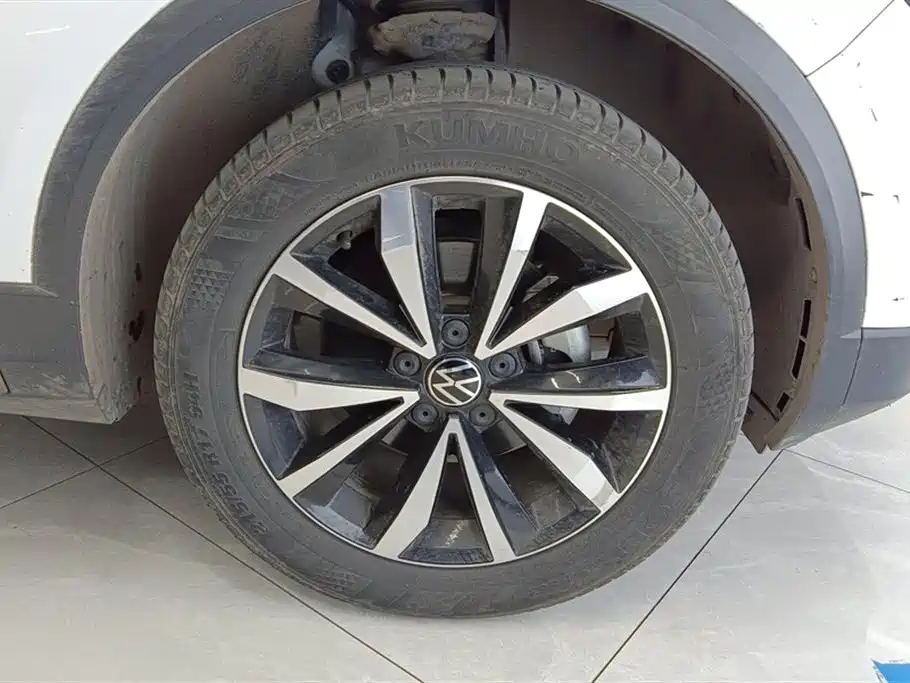 Volkswagen T-ROC 2023 280TSI DSG 2WD Time Edition фото 6