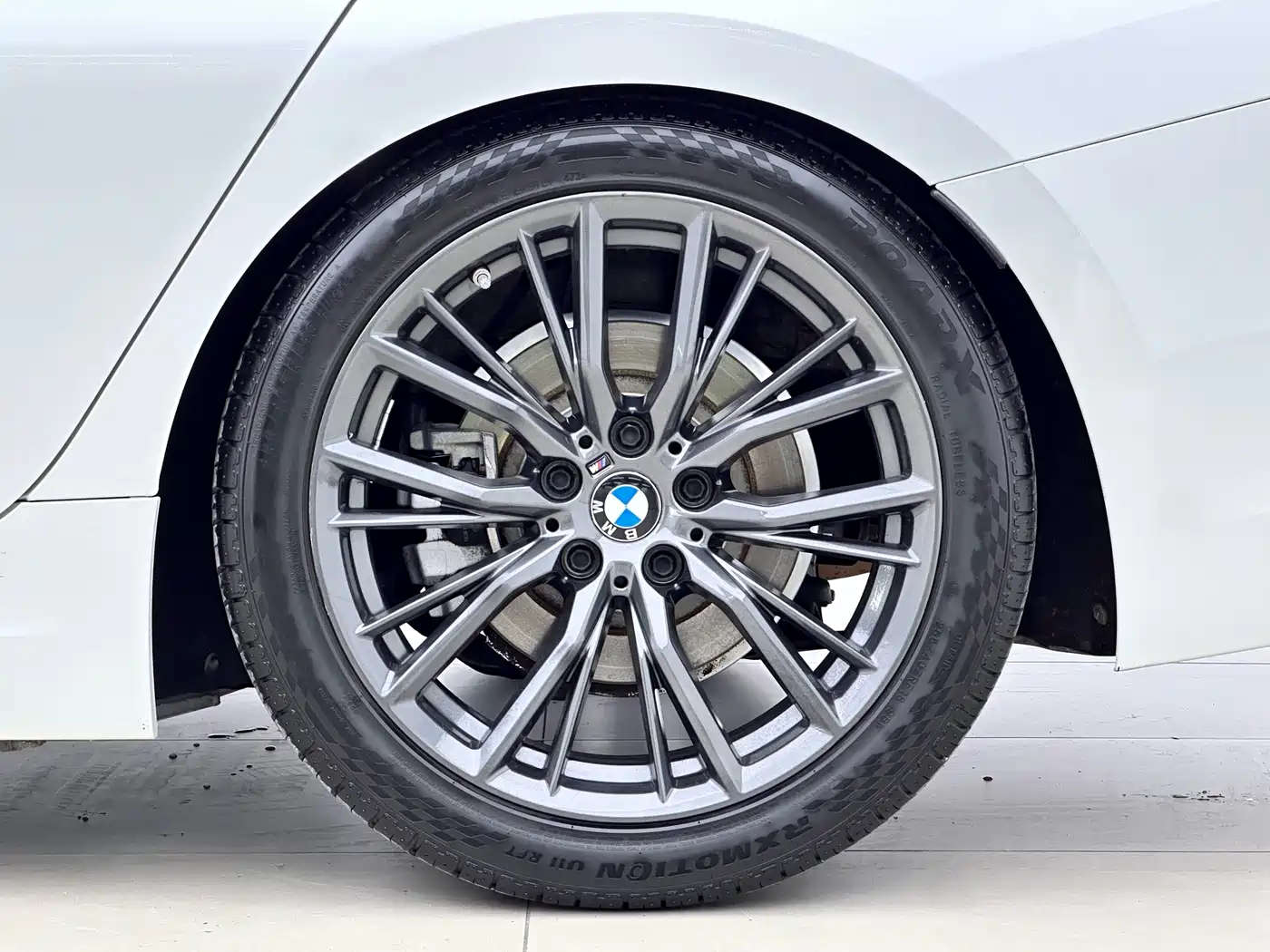 BMW 3 Series 2020 325Li M Sport Black Night Package фото 17