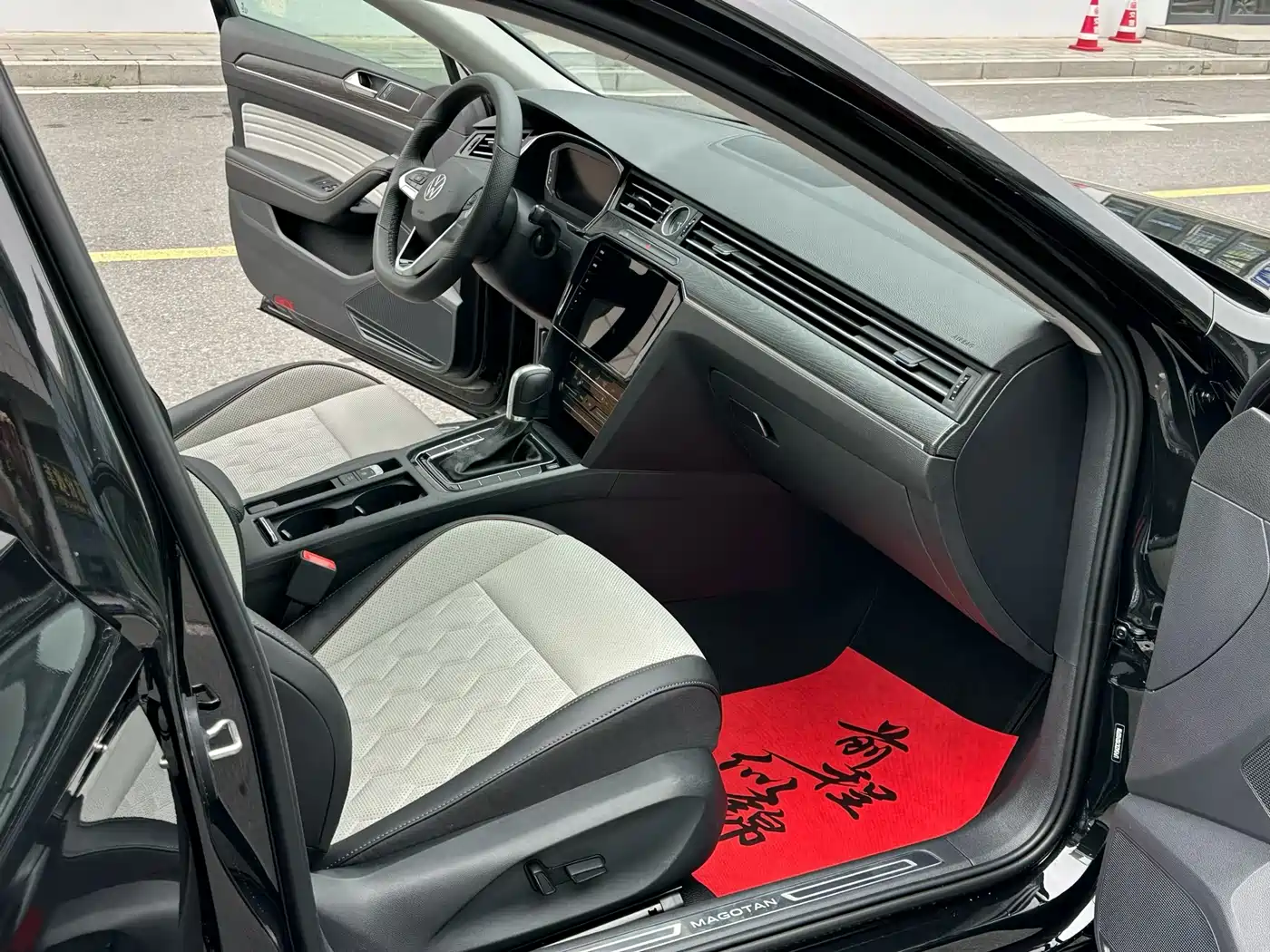 Volkswagen Magotan 2026 Model 30 Million Special Selection 380TSI DSG Luxury фото 6