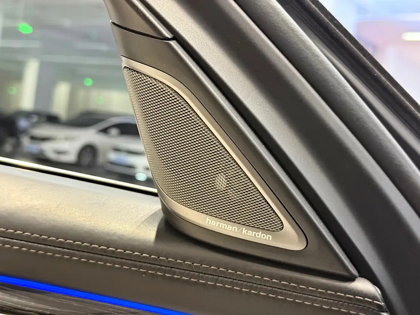 BMW 7 Series 2018 730Li Premium Type M Sport Package фото 12