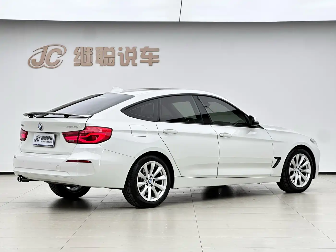 BMW 3 Series GT 2016 320i Fashion Style фото 5