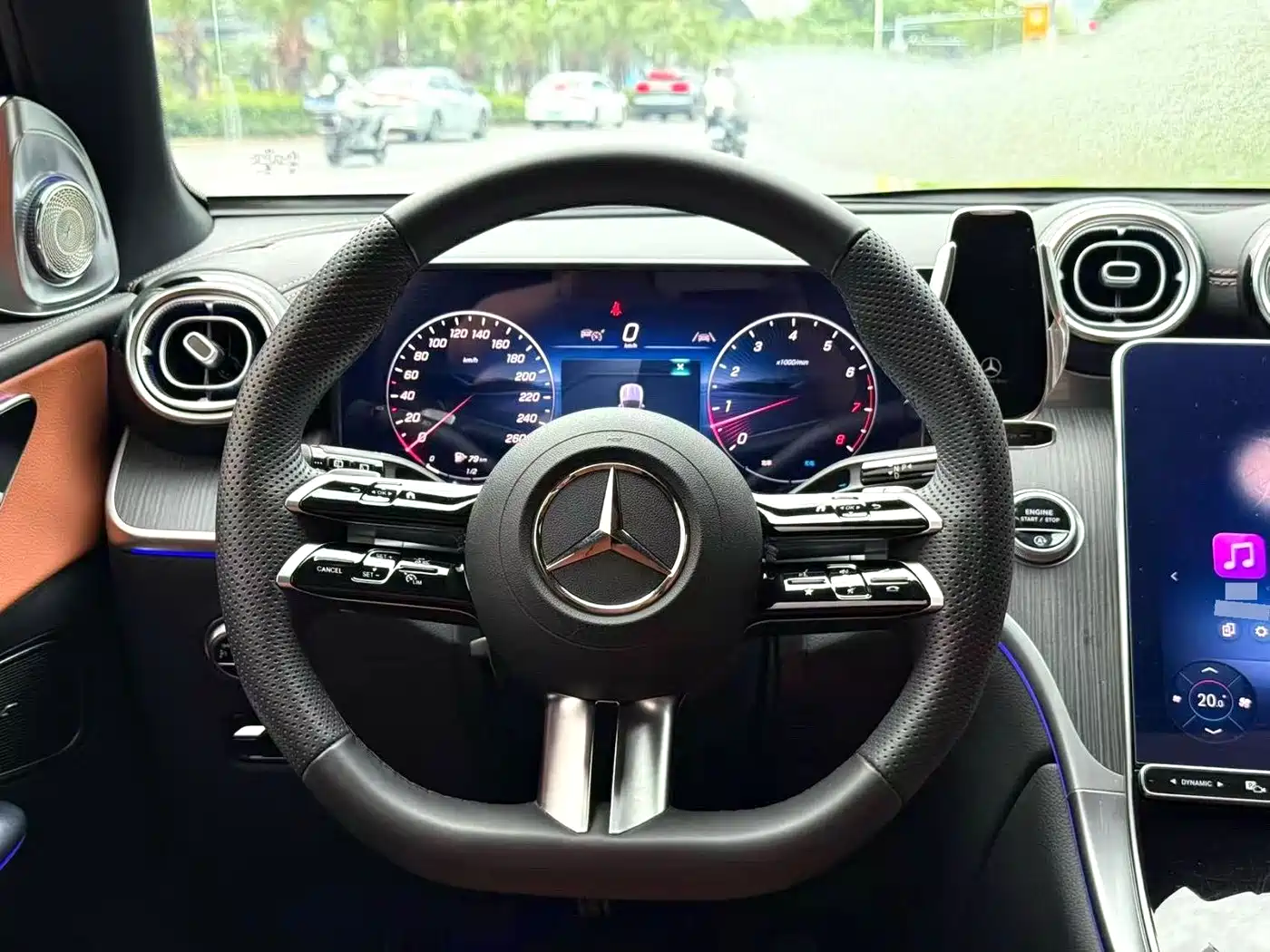 Mercedes-Benz GLC 2025 Model Year GLC 260 L 4MATIC Luxury фото 13