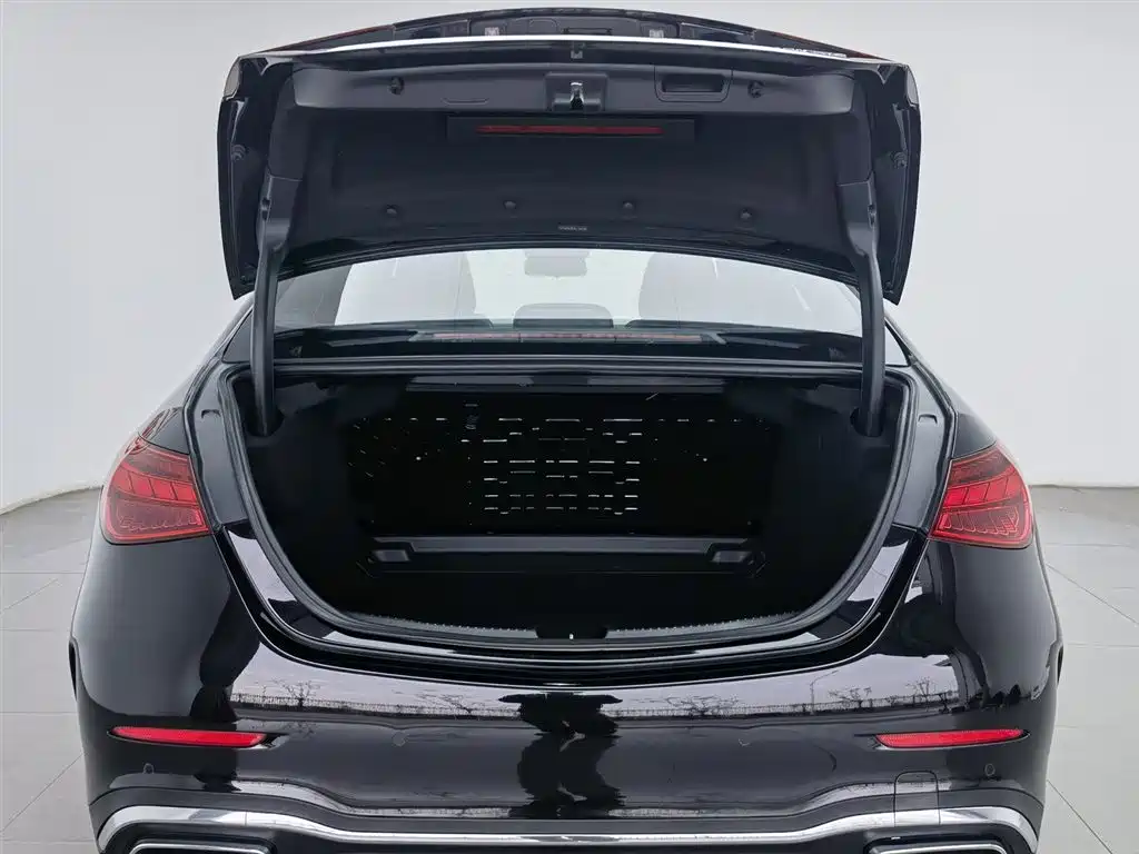Mercedes-Benz C-Class 2023 C 260 L Sport фото 16