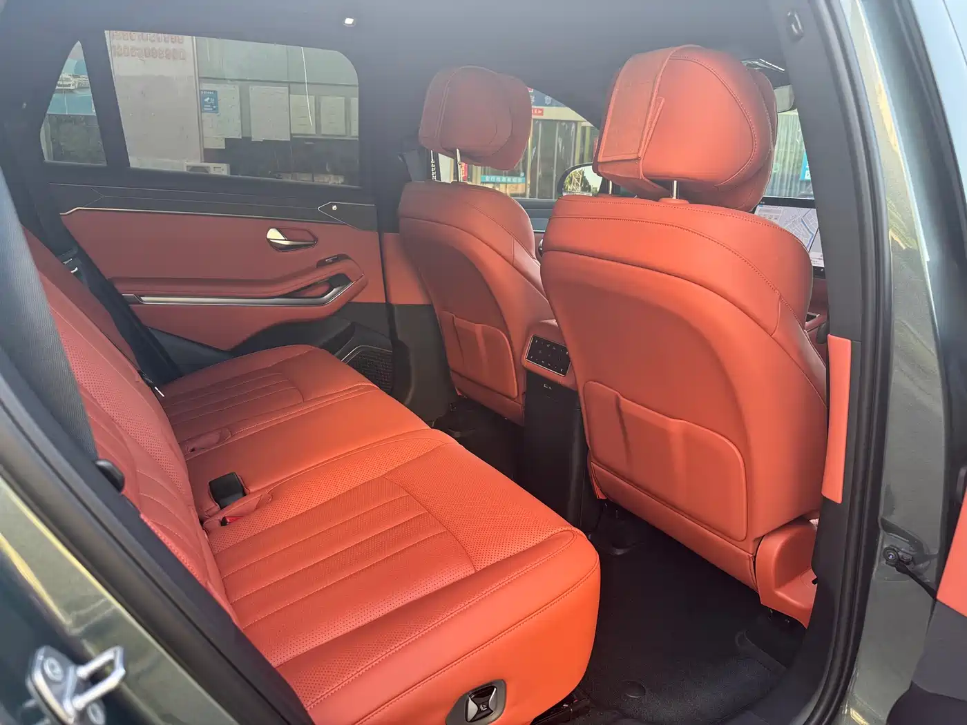 BYD Tang L 2025 DM 175KM Drone Player Edition фото 12