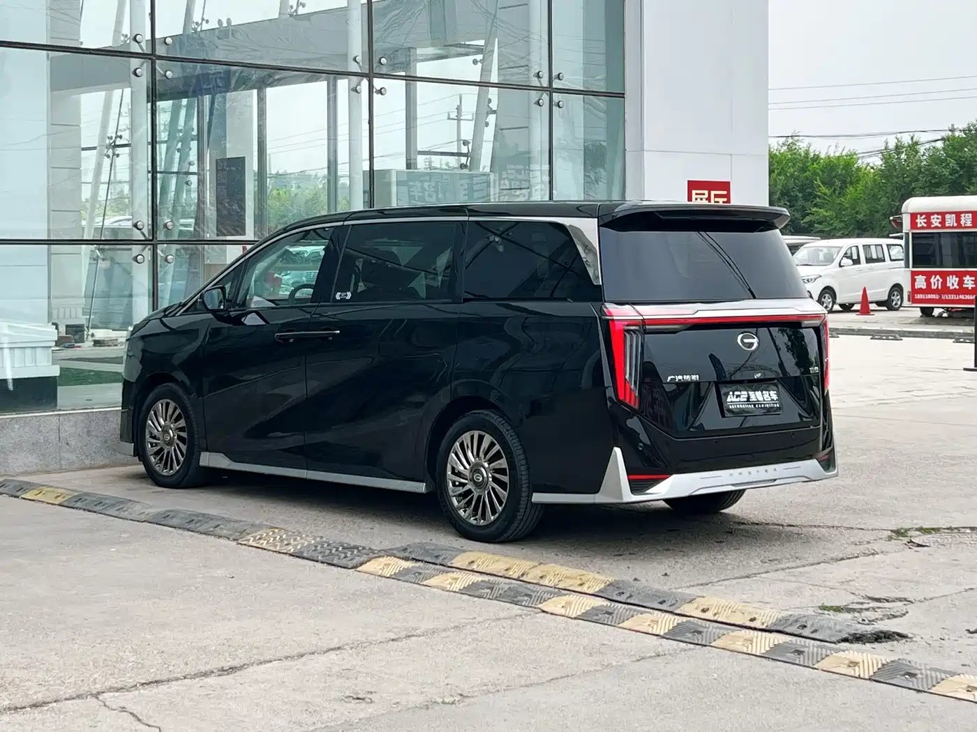 GAC TRUMPCHI M8