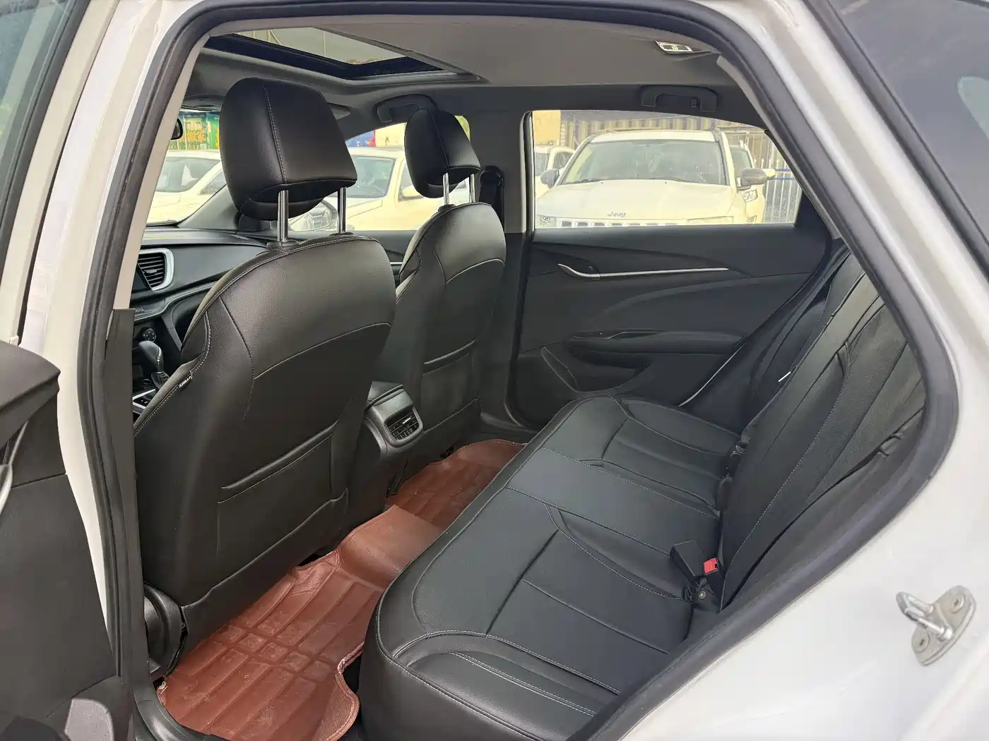Buick Excelle 2018 18T Automatic Elite фото 5