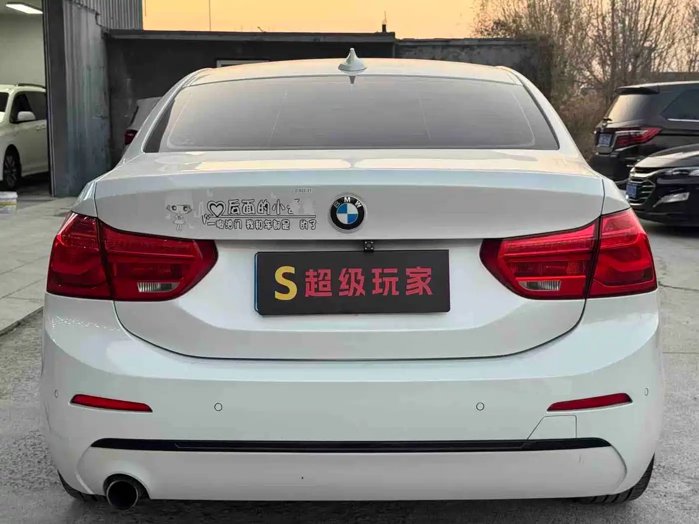 BMW 1 Series 2018 118i Sport Edition фото 8