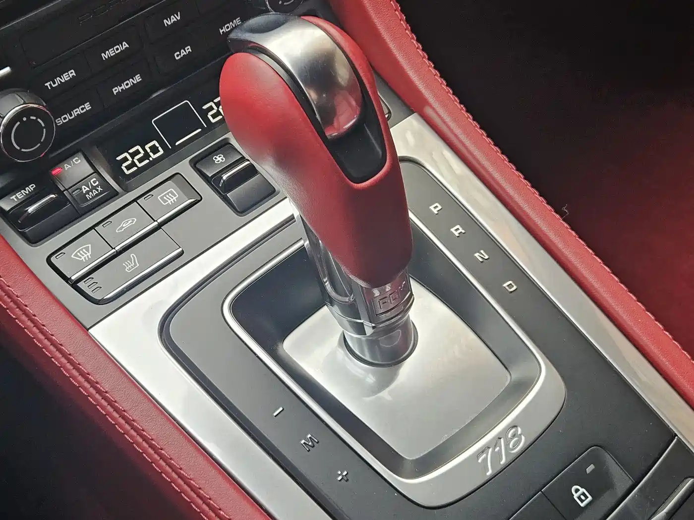 Porsche 718 2022 Boxster 2.0T фото 14