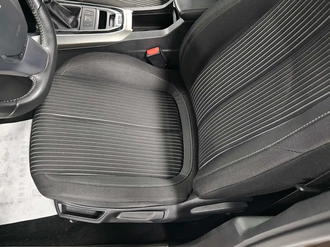 Peugeot 408 2014 1.8L Automatic Luxury Edition фото 11