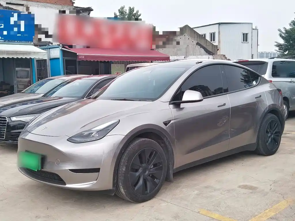 Photo 1 - Tesla Model Y