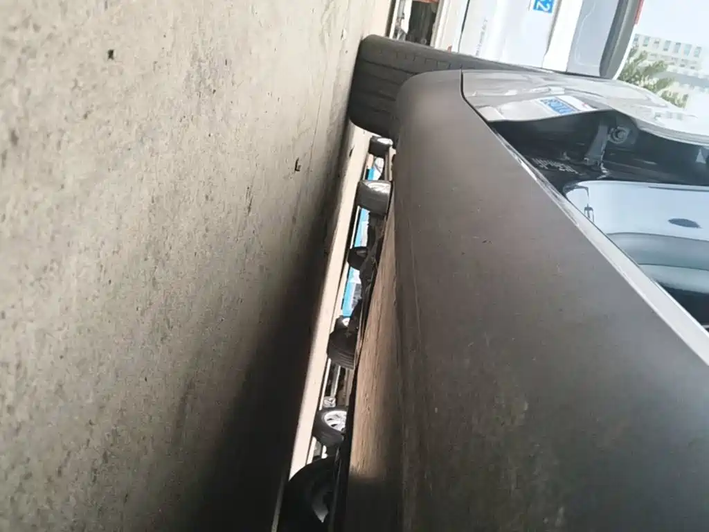 Фото 21 - Tesla Model Y