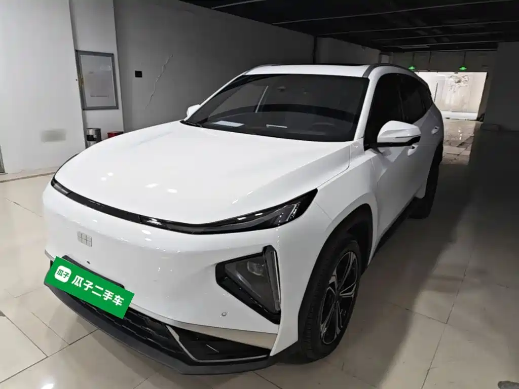 Geely Galaxy Galaxy L7 2025 2025 EM-i 115km Explorer+ Edition
