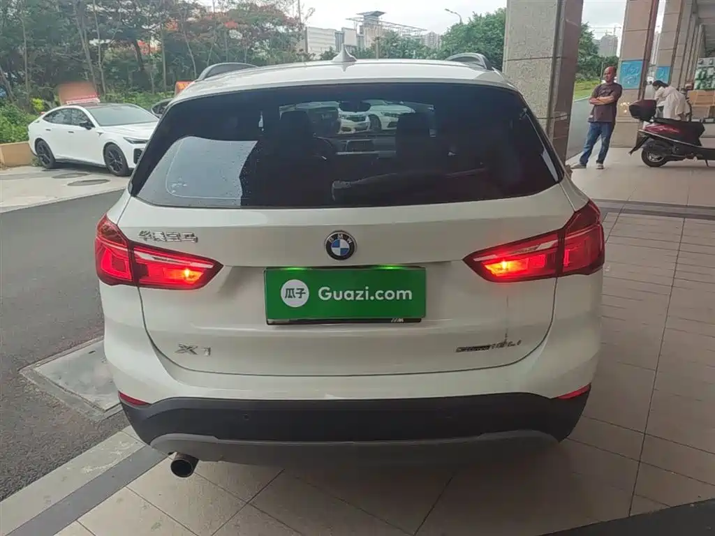 BMW X1 2019 sDrive18Li Fashion Model фото 6