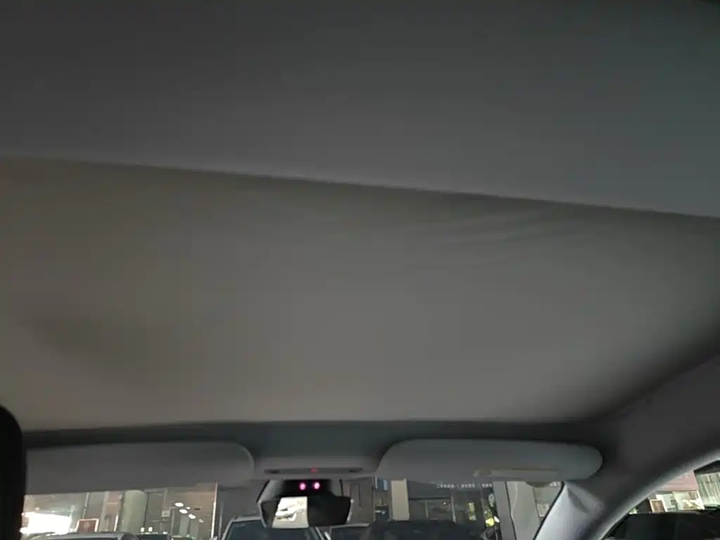 Tesla Model 3 2026 2025 Model Year Facelift Rear-Wheel Drive