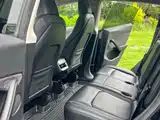 Фото 10 - Tesla Model Y