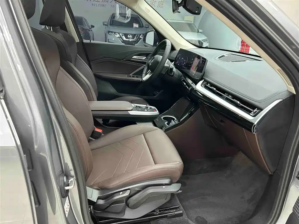 BMW X1 2023 sDrive20Li X Design Package фото 13