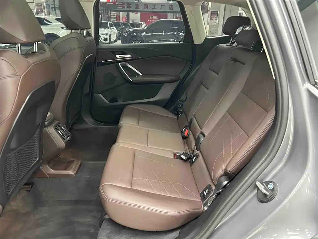 BMW X1 2023 sDrive20Li X Design Package фото 14