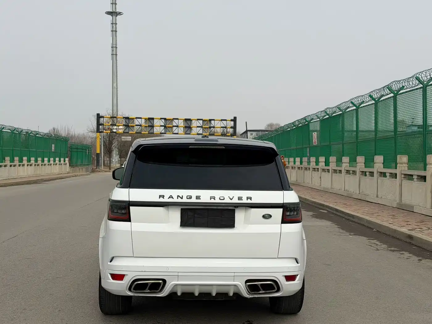 Land Rover Range Rover Sport 2015 3.0 SC V6 HSE фото 8