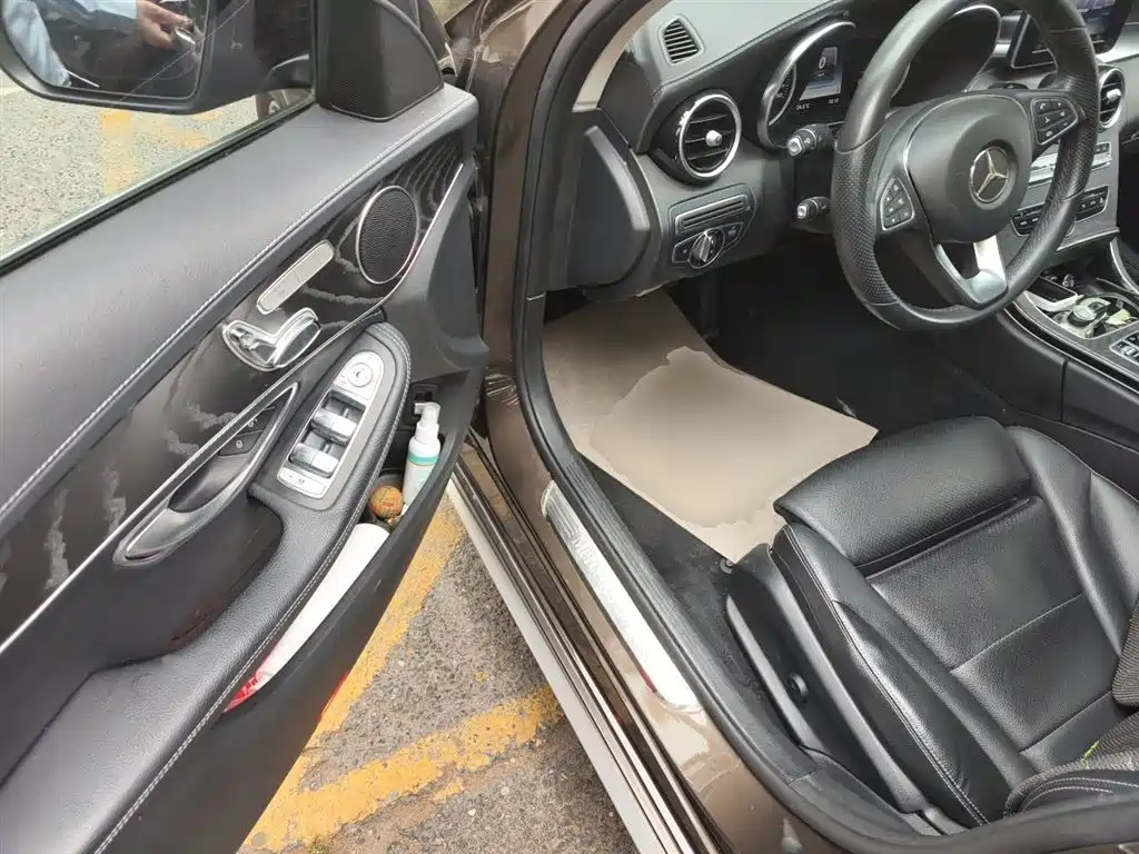 Mercedes-Benz C-Class 2017 C 200 L Sport фото 14
