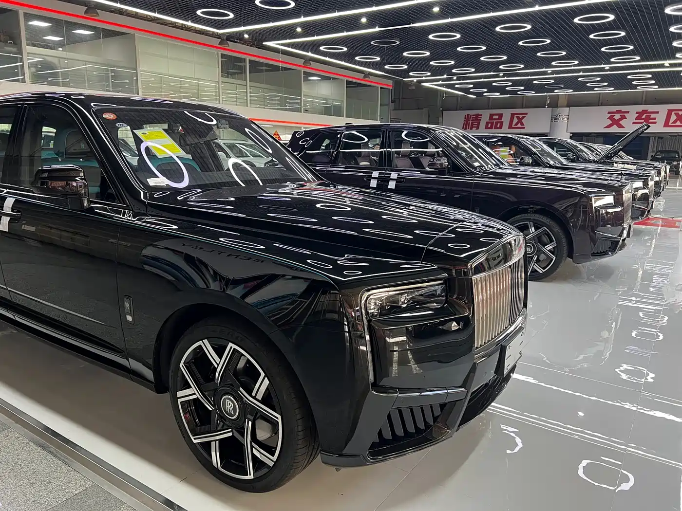 ROLLS-ROYCE CULLINAN