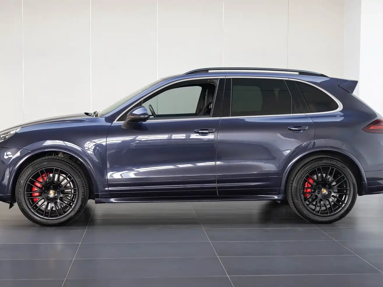 Porsche Cayenne 2016 Cayenne GTS 3.6T фото 7