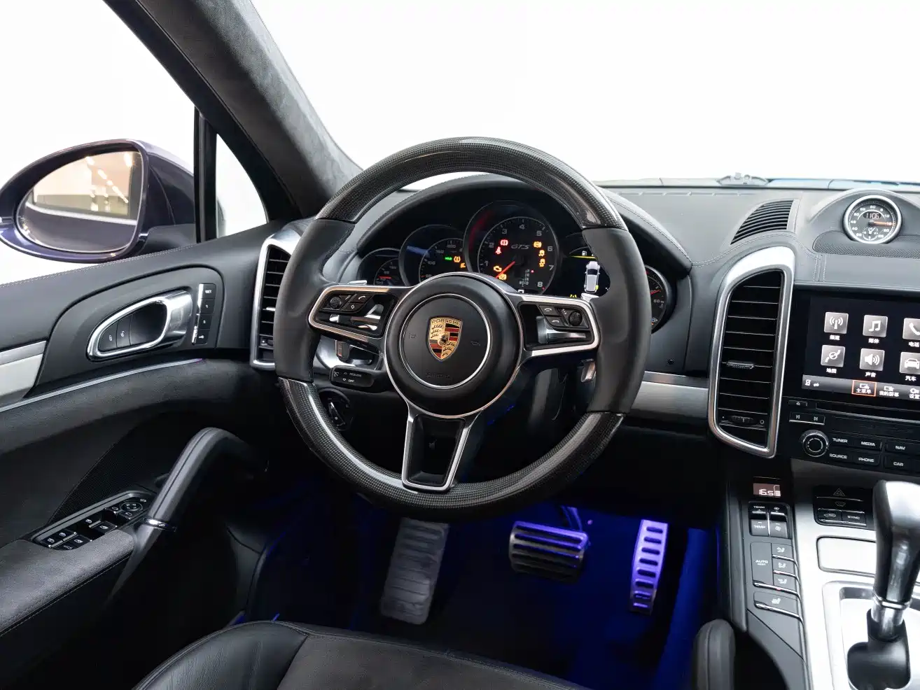 Porsche Cayenne 2016 Cayenne GTS 3.6T фото 19