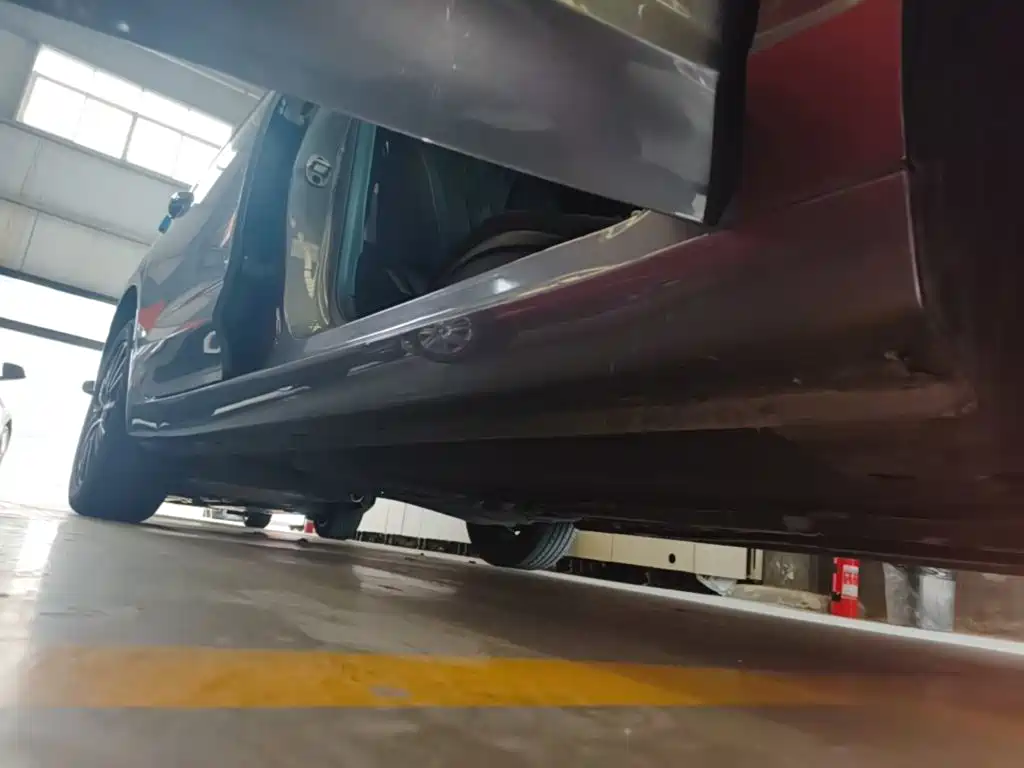 Photo 21 - Roewe i5