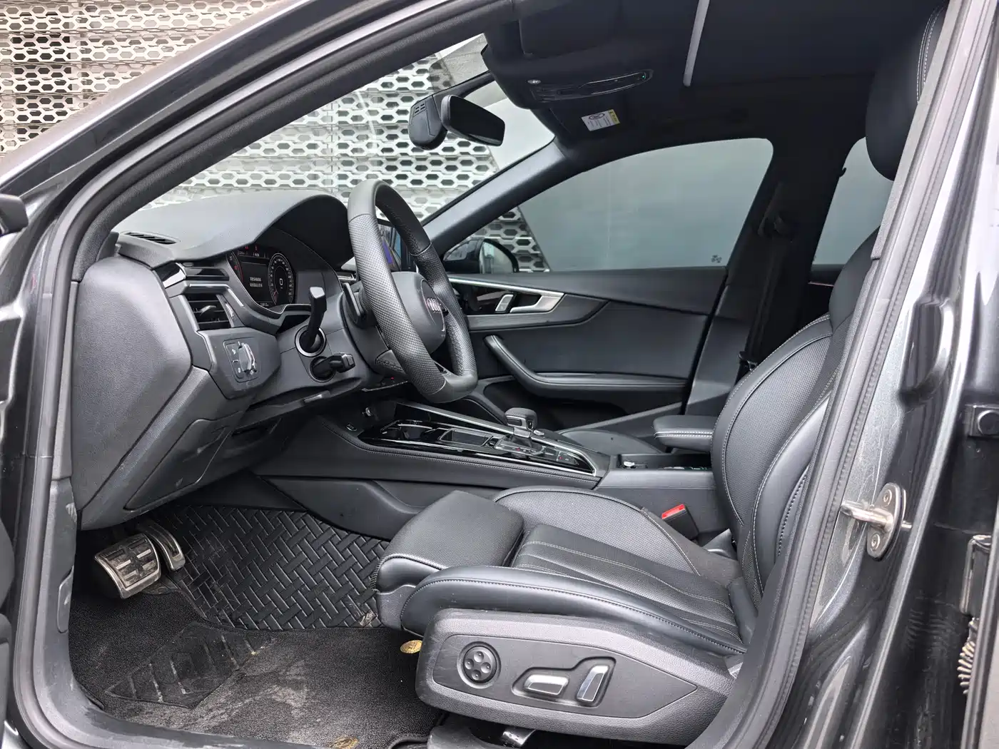 Audi A4L 2024 40 TFSI Luxury Dynamic фото 10
