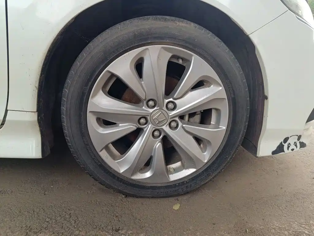 Photo 8 - Honda Jade
