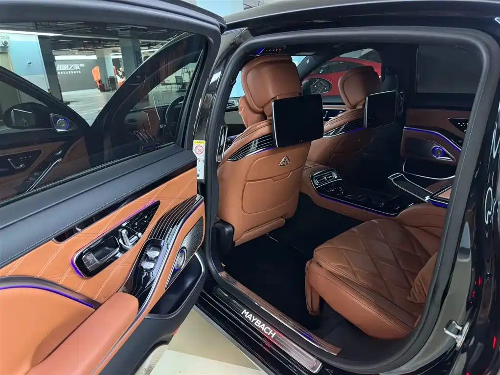Mercedes-Benz Maybach S-Class 2022 S 480 4MATIC Intelligent Premium Special Edition фото 24