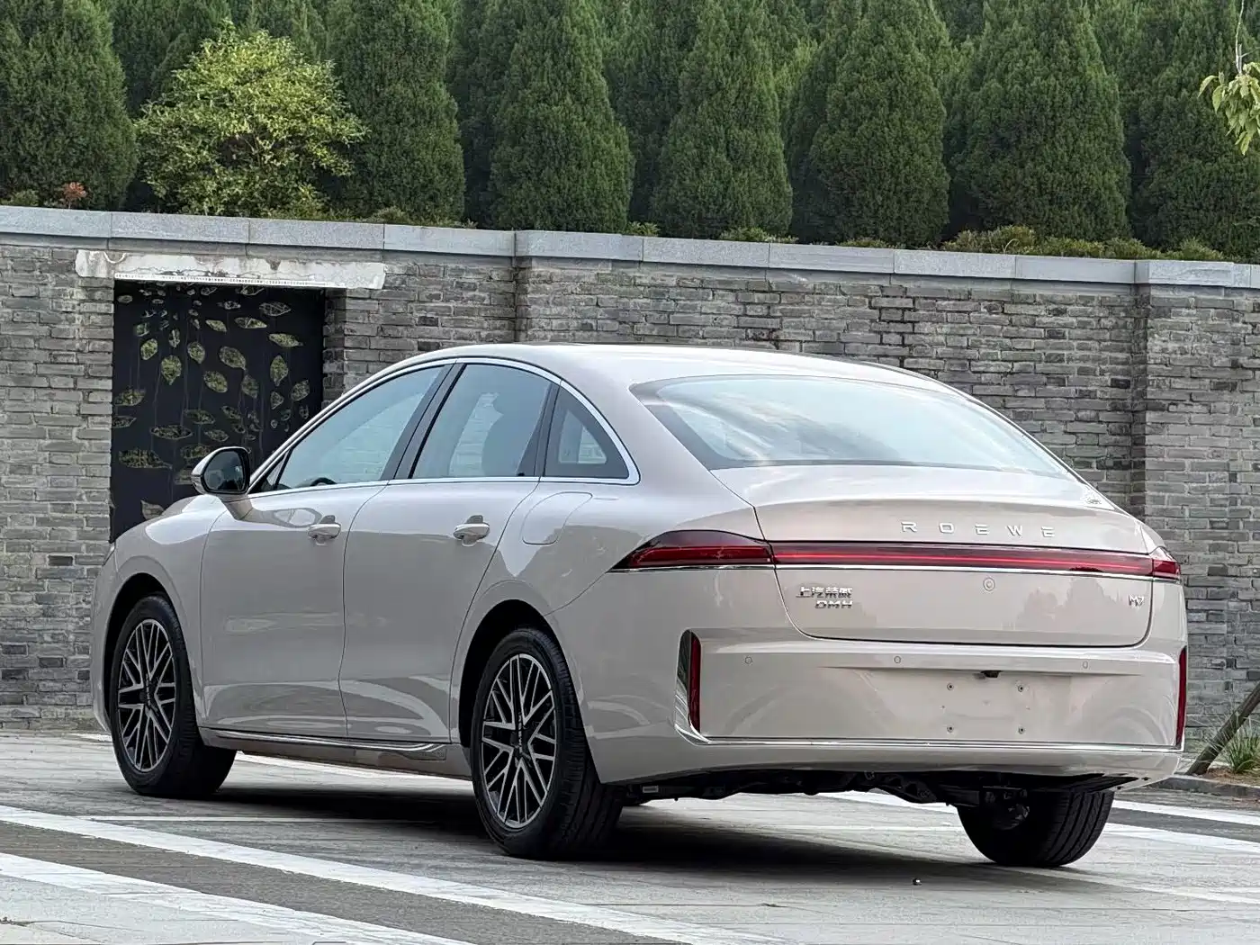 Roewe M7 DMH 2026 2025 1.5T 115km Mid-range