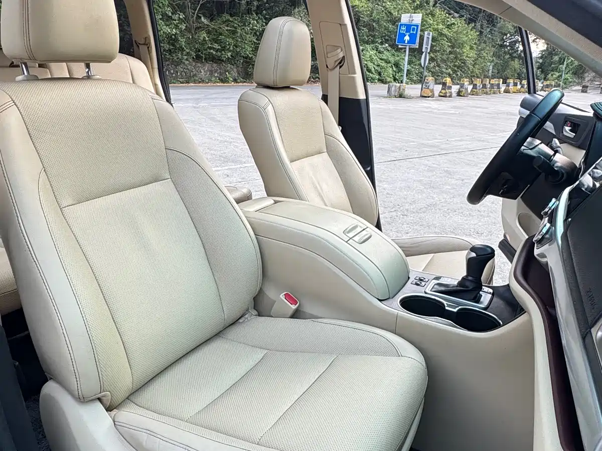 Toyota Highlander 2015 2.0T AWD Luxury Edition 7-seater фото 13