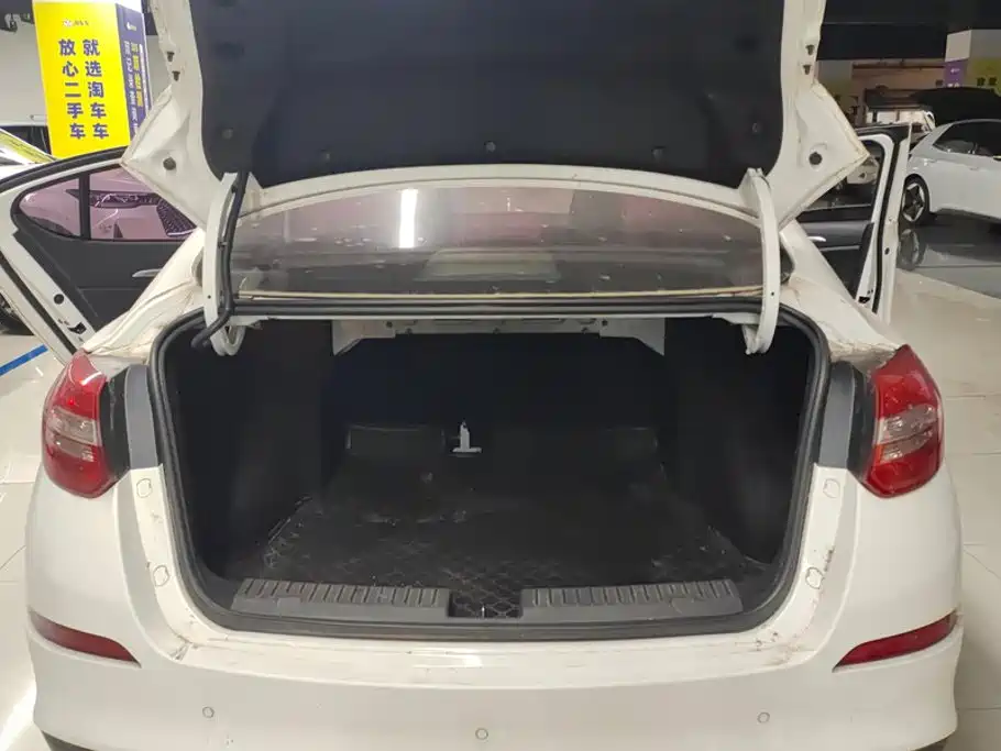 Zhonghua H3 2018 2017 1.5L Manual Elite