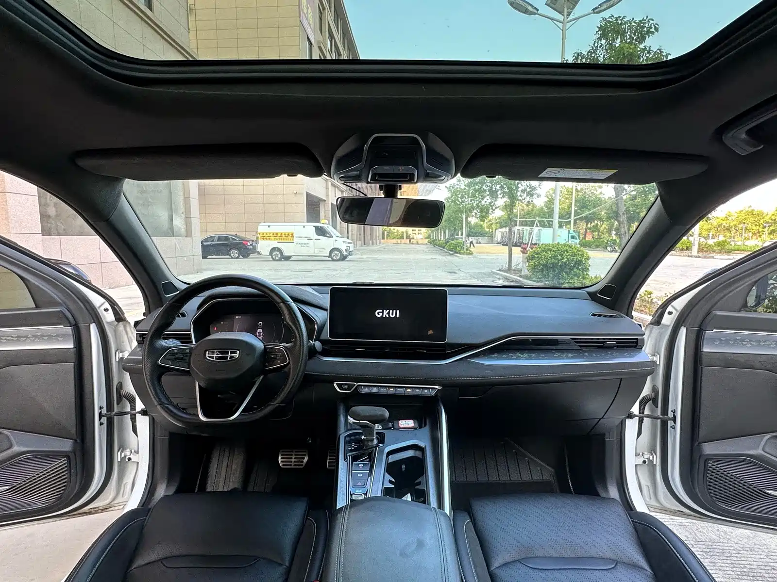 Фото 5 - Geely Preface