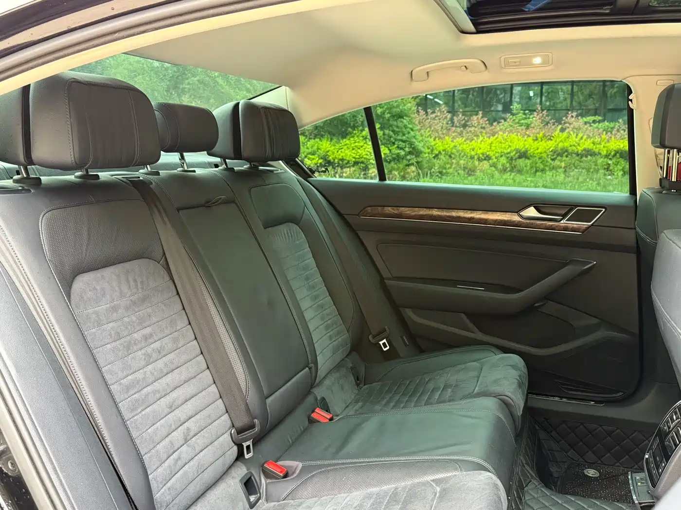 Volkswagen Magotan 2017 380TSI DSG Premium фото 22