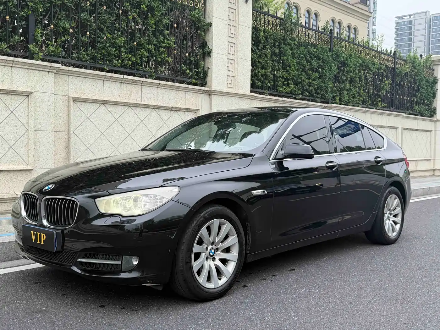 BMW 5 Series GT 2011 535i Elegance