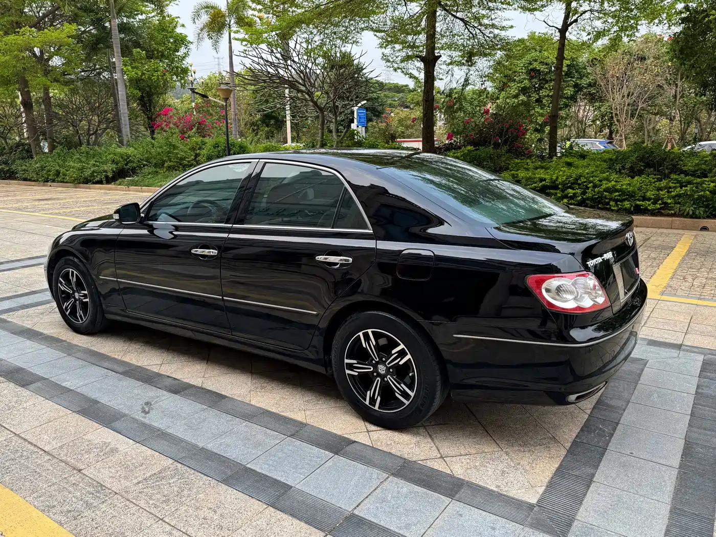 Toyota Reiz 2008 2.5S Special Commemorative Edition фото 7