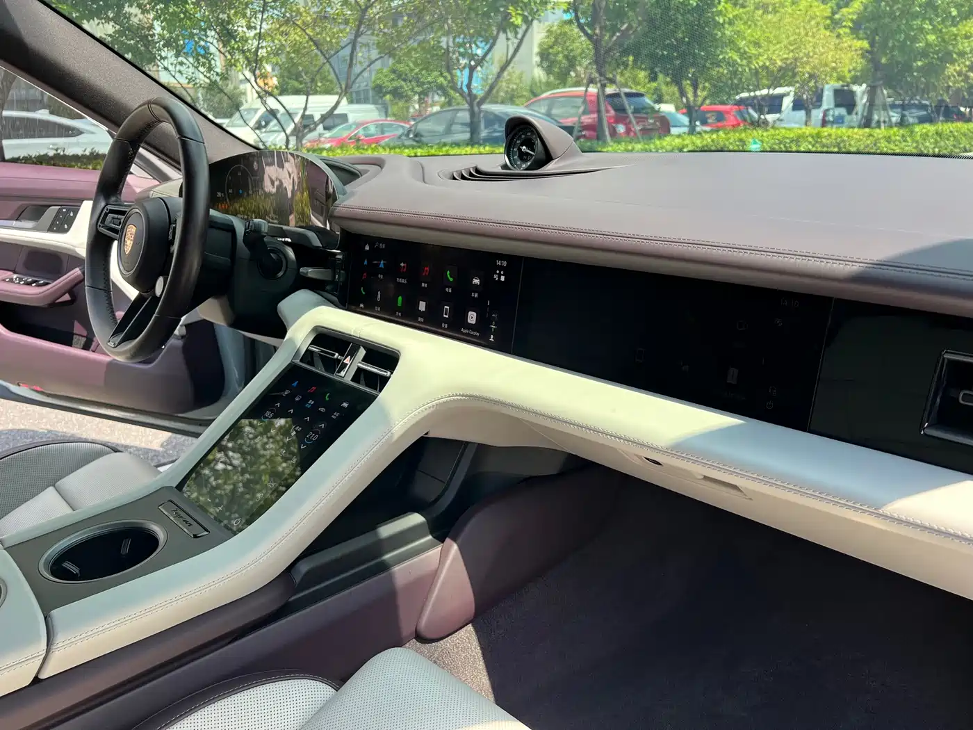 Porsche Taycan 2024 2024 Taycan 4