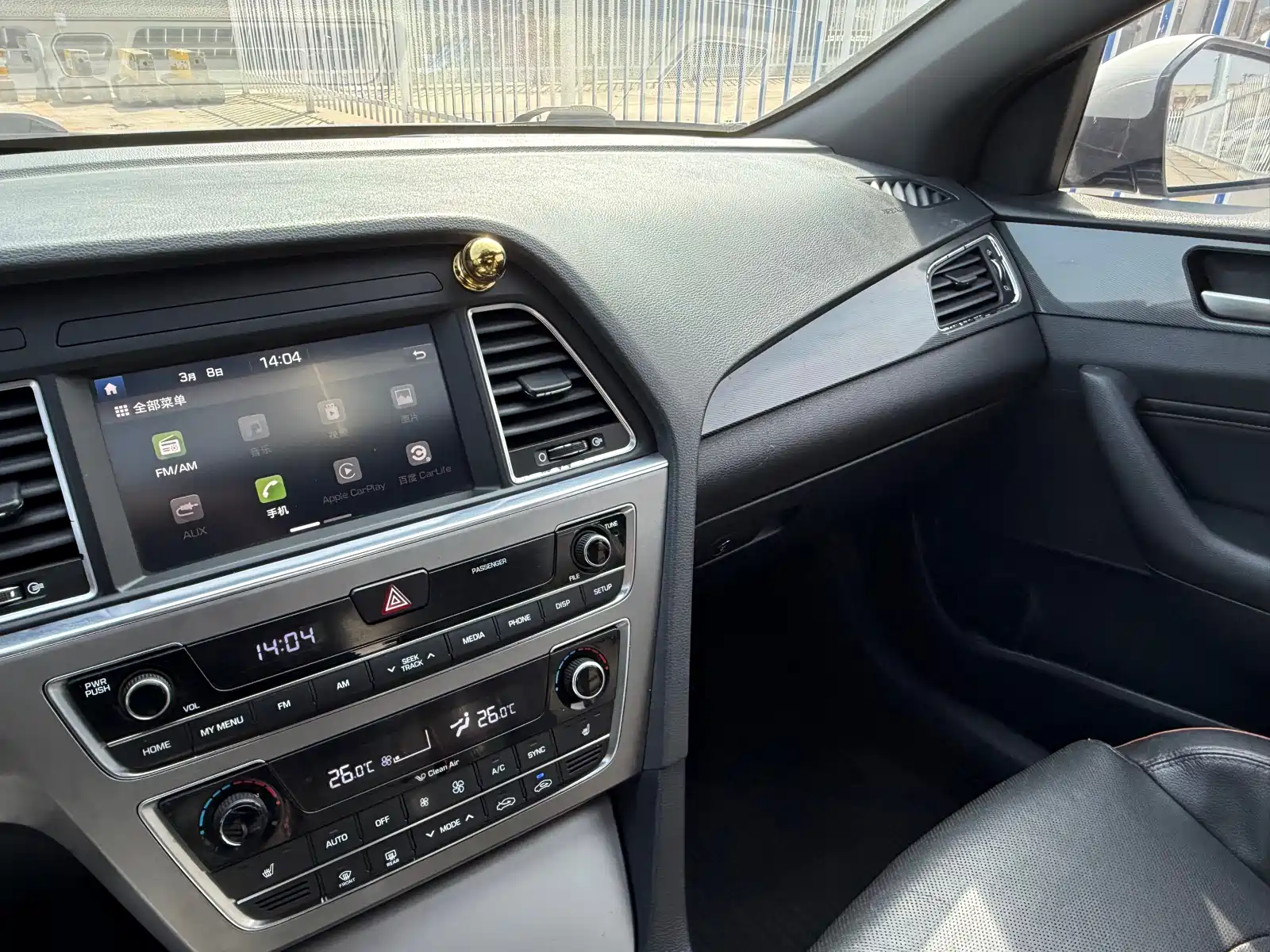 Photo 17 - Hyundai Sonata