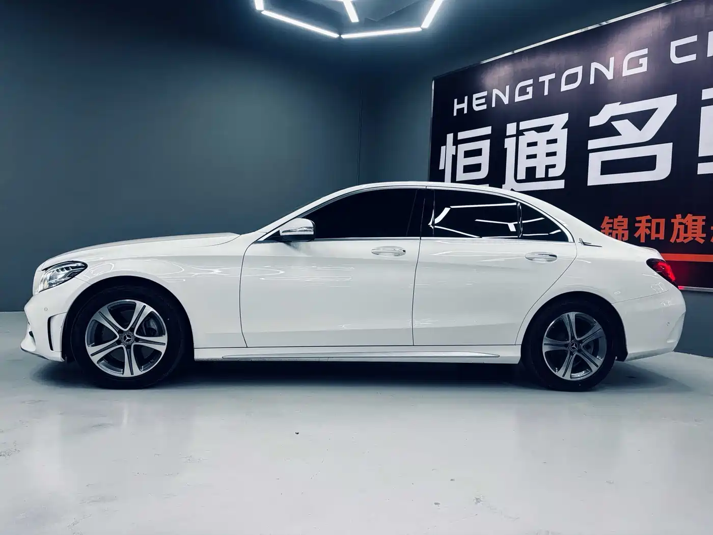 Mercedes-Benz C-Class 2019 Facelift C 260 L Sport фото 2